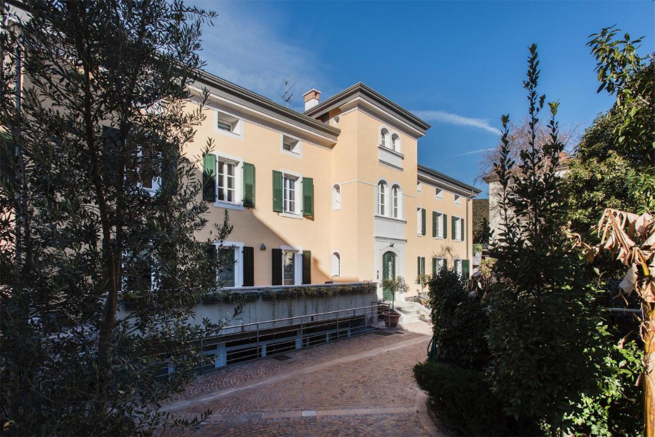 Dimore Del Garda Apartment *